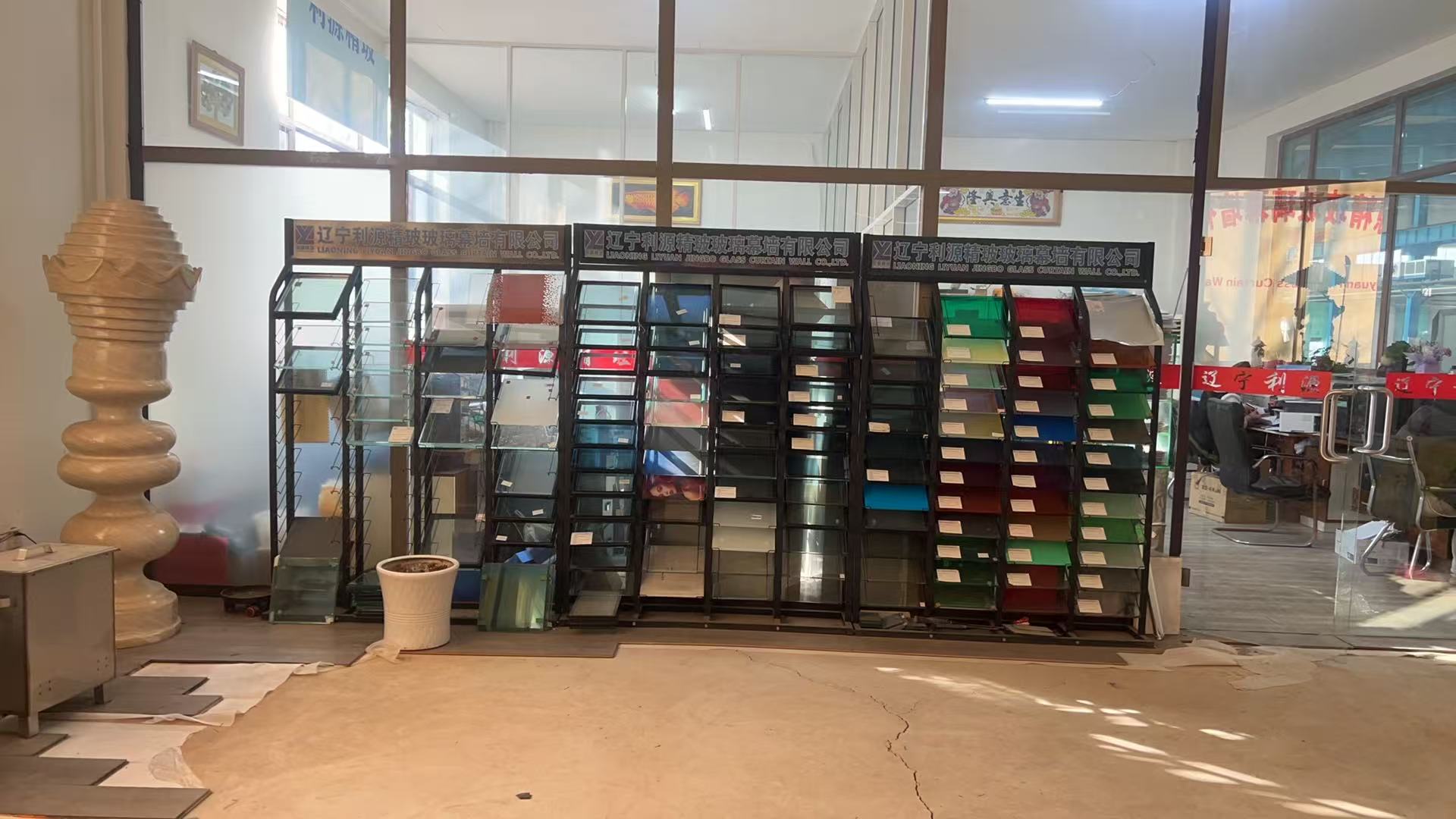汕尾市工程玻璃批量采购家用玻璃 - 方案